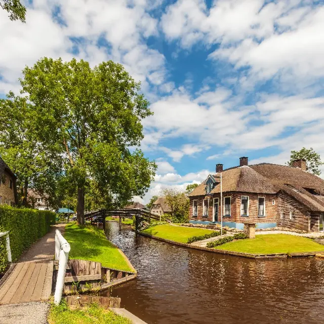 NS Trein retour + Bus Giethoorn 